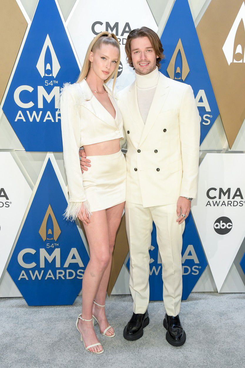 Abby Champion a Patrick Schwarzenegger spoločne...