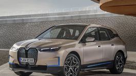 BMW iX - 2021