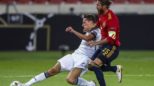 Futbal nie je vždy fér. Sergio Ramos si už dres Španielska neoblečie