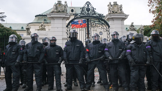 Polícia vylúčila použitie zásahových výbušiek na proteste v Bratislave