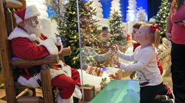 Pandémia v USA naberá rýchle tempo, Česi naďalej brzdia