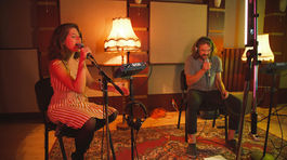 Do Fúzií Zuzany Mikulcovej sa zapojil aj Dan Bárta, pozrite si videoklip