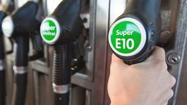 Nemci húfne odmietajú benzín E10. Aj keď je lacnejší