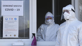 Laboratóriá potvrdili 984 nových prípadov. Pribudli ďalšie úmrtia