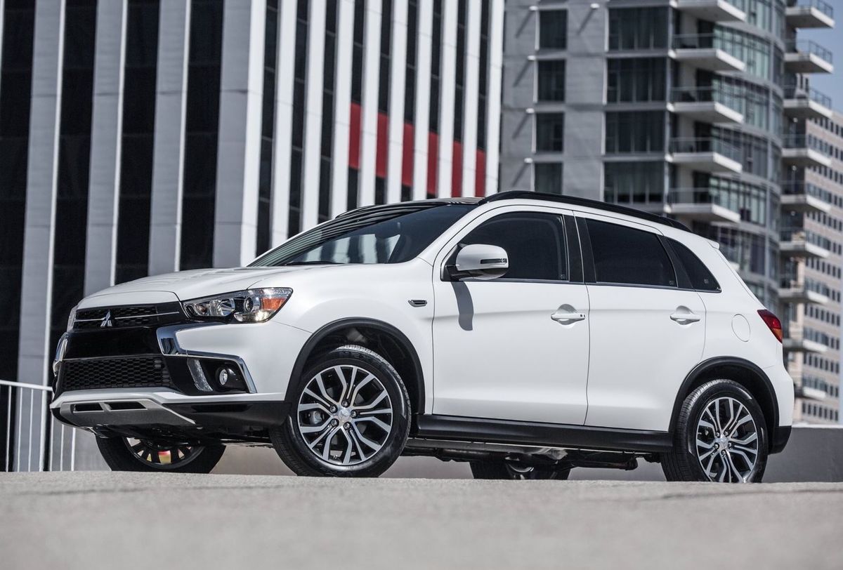 Mitsubishi Outlander Sport (2018)