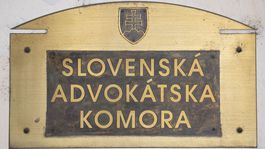 Štát nevyplatil advokátom peniaze za obhajoby ex-offo, upozorňuje komora