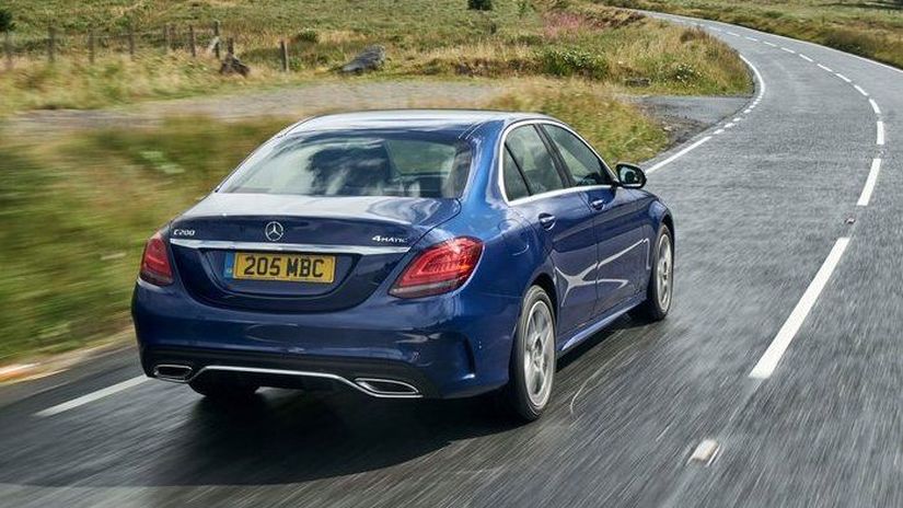 Naftový Mercedes-Benz C porazil dokonca aj...