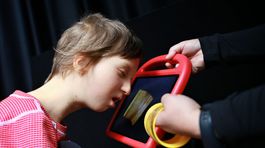 Deti, ktoré nevidia, hoci oči majú takmer v poriadku. Prečo ich pribúda?