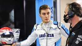 Nakazeného Hamiltona nahradí mladý krajan. Prichádza od konkurencie