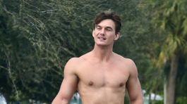 Hore bez rovno na ulici? Fešák z reality-šou o hľadaní lásky sa s tým nepára...