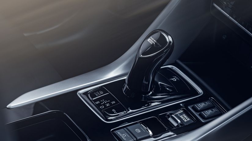 Auto využíva niekoľko jazdných režimov,...