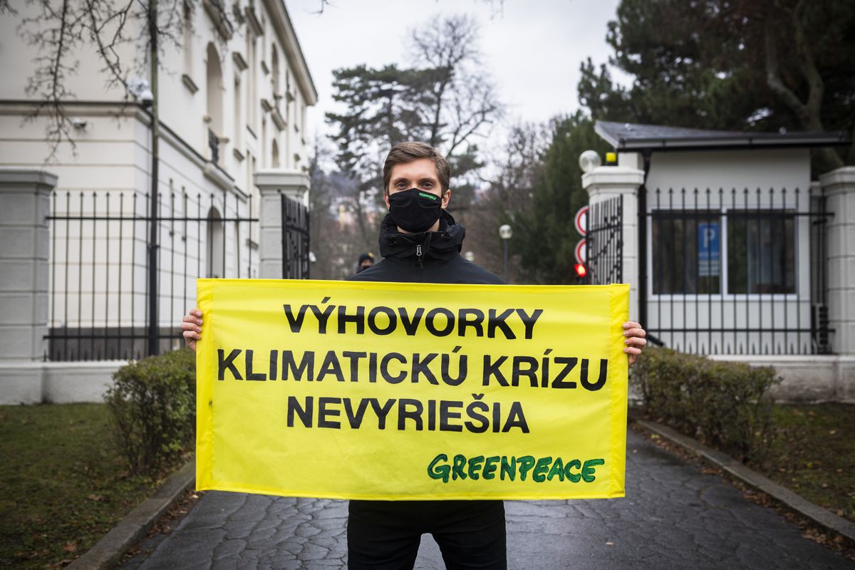 Podľa Greenpeace by mali európski politici...