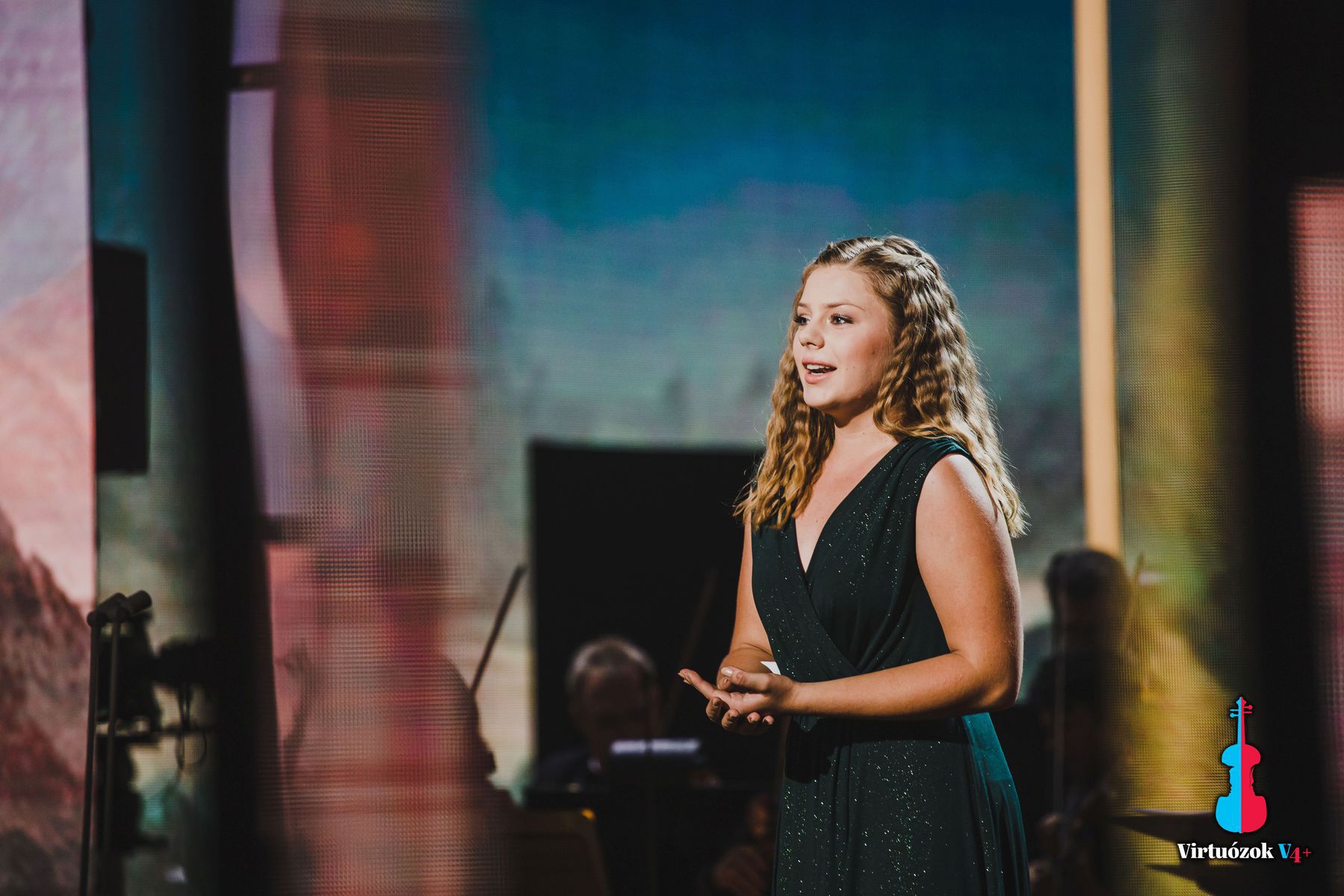 Operná speváčka Vanesa Čierna (19) z Oslian.