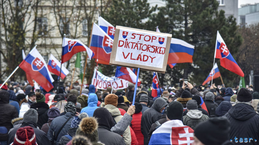SR Bratislava protest protivládny BAX