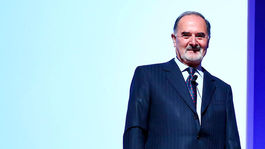 Novým šéfom Daimleru bude bývalý šéf BMW a VW!