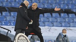 Zaváhania favoritov. Body stratila Chelsea i City