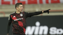 Pokoril Messiho aj Ronalda. Novým kráľom je Lewandowski