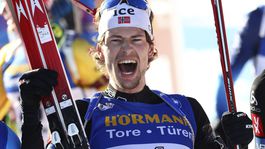 Ďalší nórsky triumf v Hochfilzene. Hasilla išiel deväť trestných kôl