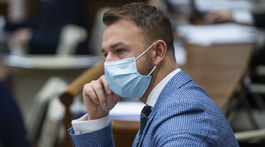 Šutaj Eštok: Premiér by mal Sulíka odvolať, ak si stojí za svojimi vyjadreniami