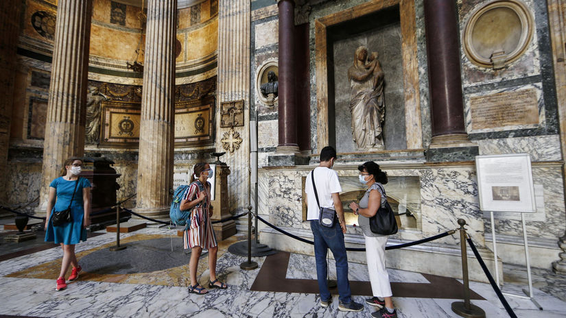 Taliansko koronavírus turizmus Panteón...
