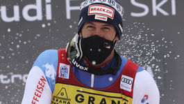 Muži majú za sebou prvý slalom. Bola to veľmi tesná dráma