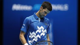 Zabával si sa, keď sa ľudia báli o život. Kyrgios naložil Djokovičovi