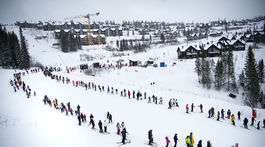 Rekordný deň pre koronavírus v USA. Zomreli tisíce ľudí