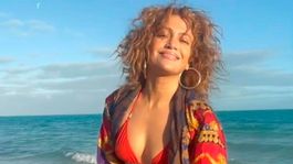 Jennifer Lopez už zvádza v Karibiku! Telo 50-ničky? Zostanete v nemom úžase