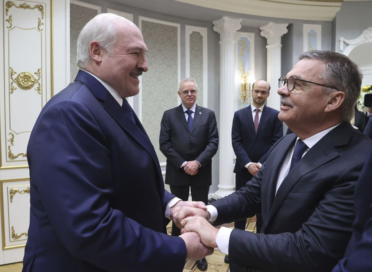 Bieloruský prezident Alexander Lukašenko...
