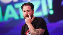 Z nemeckej Superstar vyhodili porotcu za kritiku pandemických opatrení. A toto prišlo potom... 