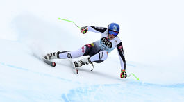 Prekročila stovku, zdolala špecialistky. Pozrite si Vlhovej jazdu