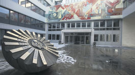 Školy majú učiť a nie prispôsobovať sa študentom