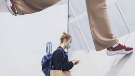 Francúzsko zakázalo nosenie niektorých látkových rúšok 