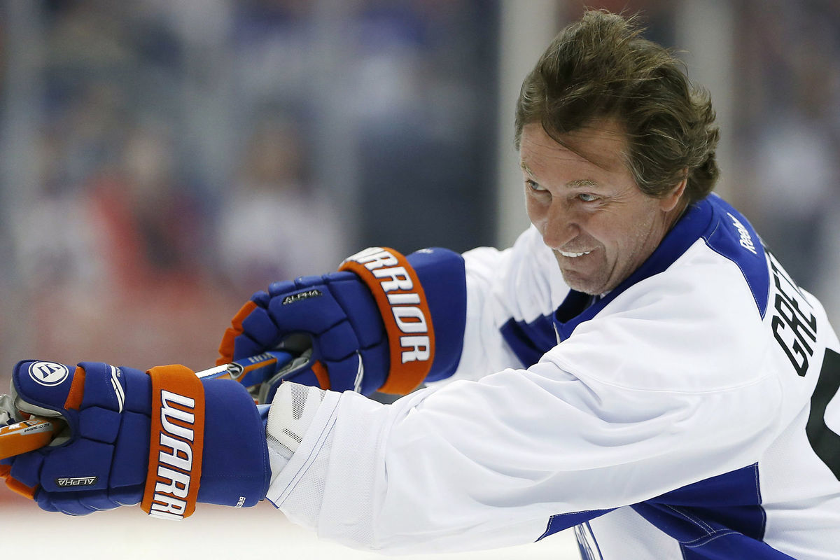 Wayne Gretzky počas exhibície v roku 2016.