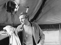 Hawkey zo seriálu M.A.S.H oslávi 90....