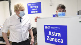Vakcína AstraZeneca je účinnejšia s dlhším odstupom medzi dávkami