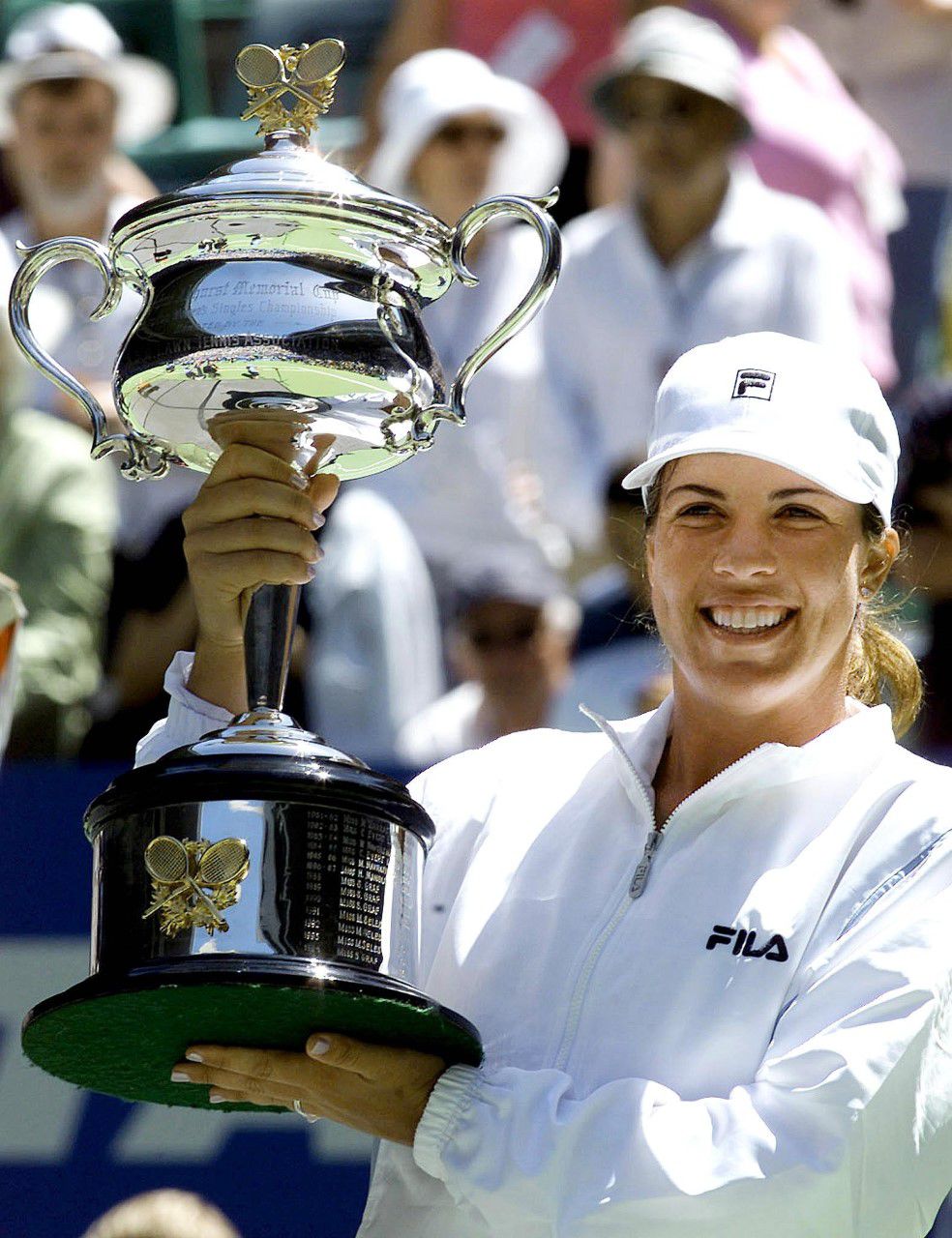 Jennifer Capriatiová.