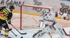 Dôležitý triumf na ľade súpera. Capitals rabovali vo Villachu