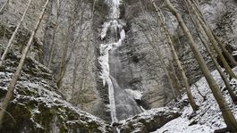  Najvyšší vodopád v Nízkych Tatrách, pri Ružomberku, sa zmenil na ľadovú stenu
