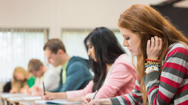 Národné porovnávacie skúšky na vysoké školy: Kedy, kde, z čoho a za koľko