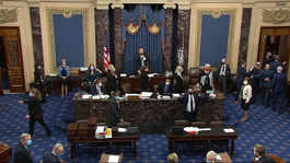 Žalobcovia zo snemovne obvinili Trumpa z ťažkej zrady