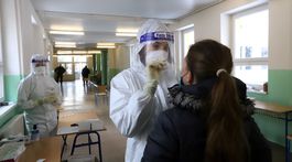 Január v počte úmrtí na COVID-19 predbehol celý minulý rok