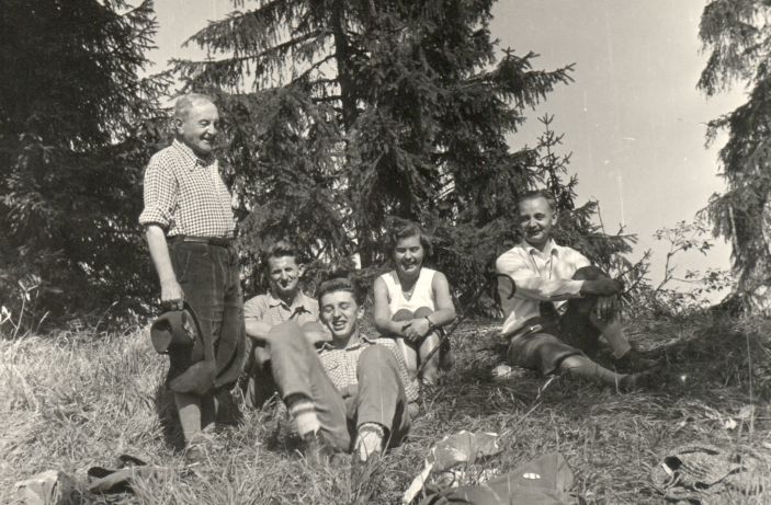 Miloš Janoška s priateľmi na Poludnici.