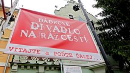 Pozrite si rozprávku pre neposedné deti