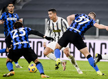 Milan Škriniar Cristiano Ronaldo