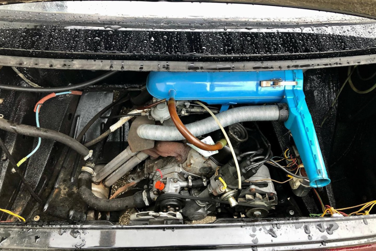 Vzadu je už silnejší motor OHV s objemom 1,3...