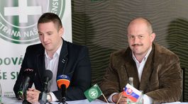 V ĽSNS prebiehal boj, Kotleba podľahol paranoji, napísal Uhrík