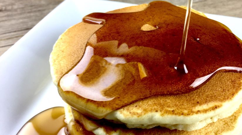 mapple-syrup-shutterstock-credits-JLMc Anally