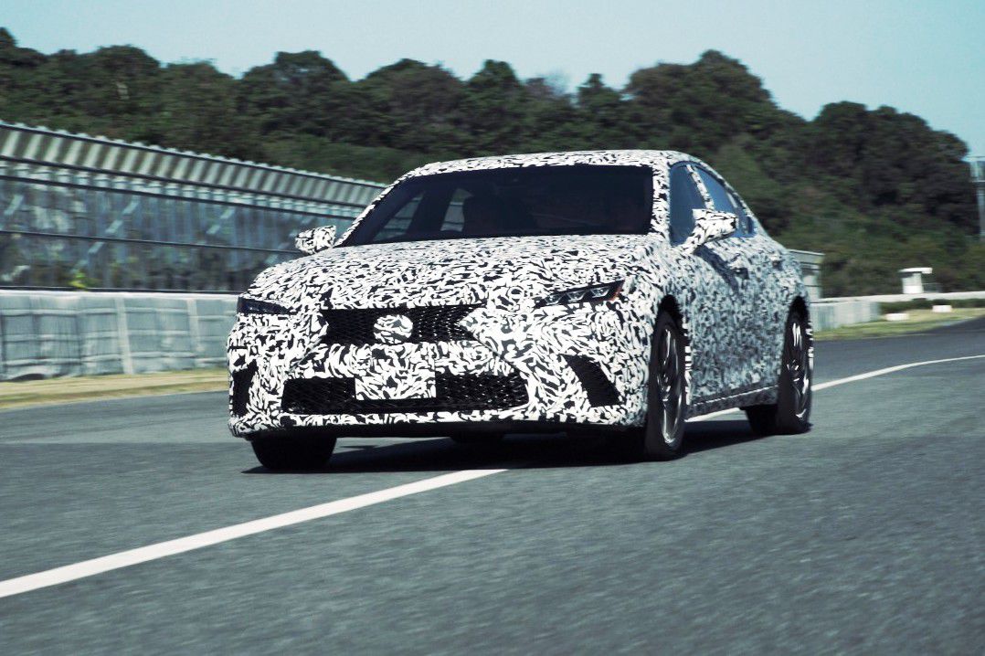 Novú hybridnú štvorkolku Direst4 Lexus už...