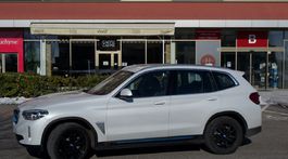 BMW iX3 Impressive (2021)